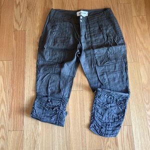 Sweetface capri grey linen pants